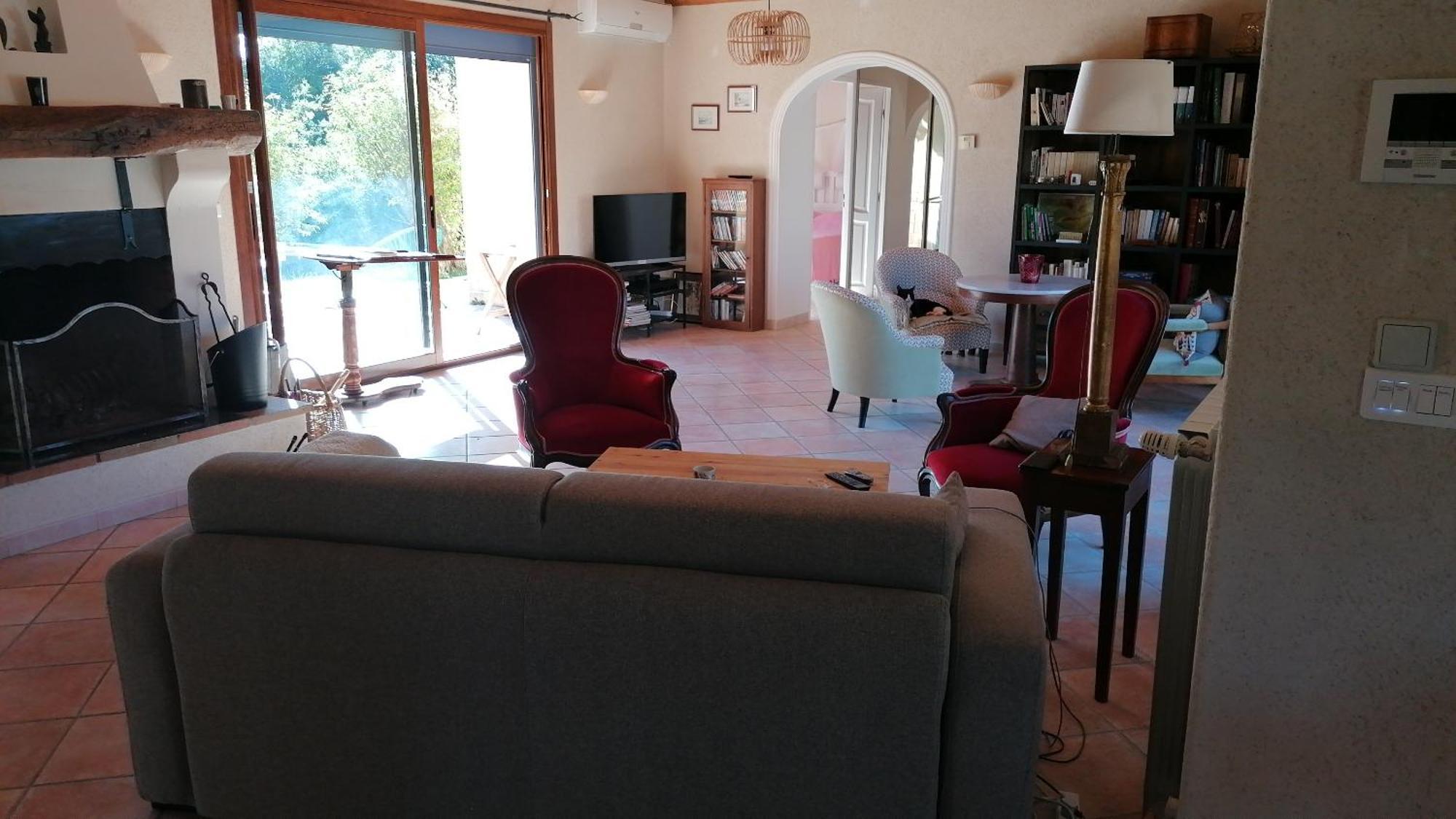 Maison Entre Vignes Et Luberon