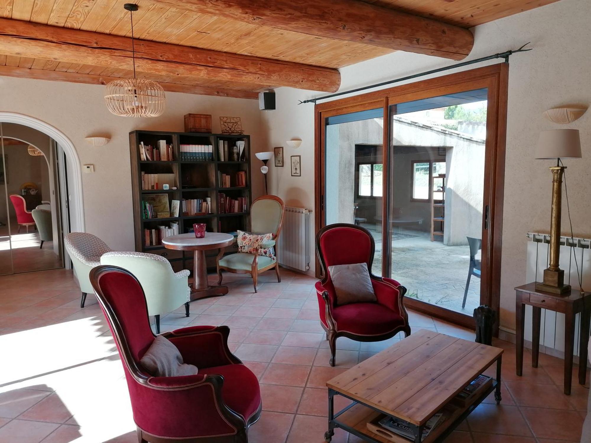 Maison Au Calme Entre Vignes Et Luberon Vakantiehuis